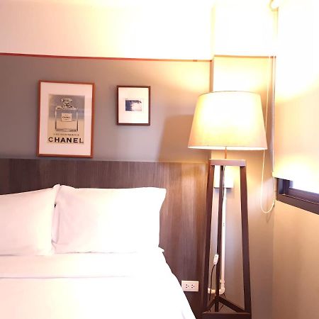 ซัมแวร์ ทู เอสเคป - โฮมเทล Hotel กรุงเทพมหานคร ภายนอก รูปภาพ