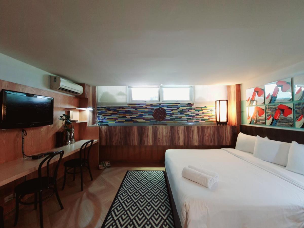 ซัมแวร์ ทู เอสเคป - โฮมเทล Hotel กรุงเทพมหานคร ภายนอก รูปภาพ