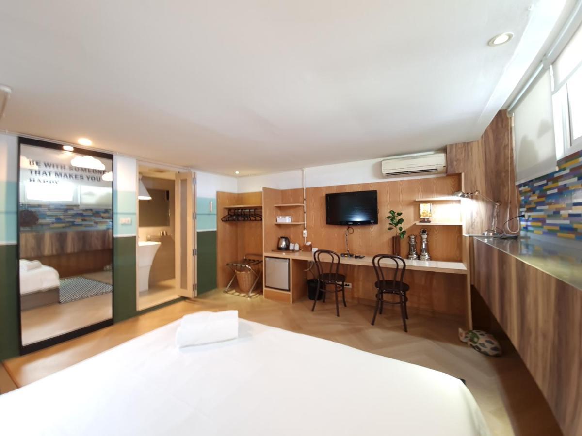 ซัมแวร์ ทู เอสเคป - โฮมเทล Hotel กรุงเทพมหานคร ภายนอก รูปภาพ